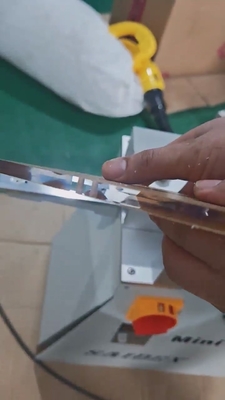 एक्रिलिक पॉलिश मशीन सीधी एज पॉलिशिंग टेबल टॉप 2.5kW AC220V स्पिंडल स्पीड (2400rpm) मिनी अल्ट्रा स्मॉल पोर्टेबल डेस्कटॉप